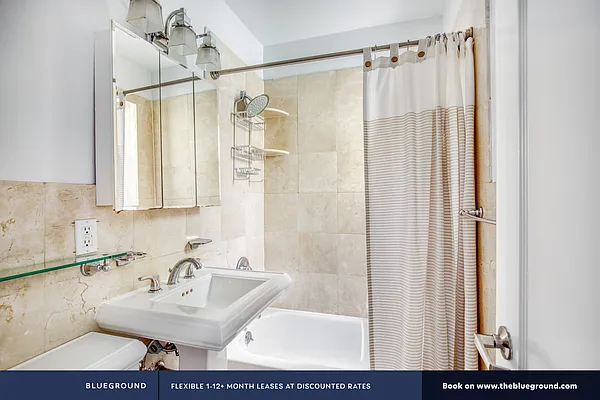 Rented by The Blueground | media 44