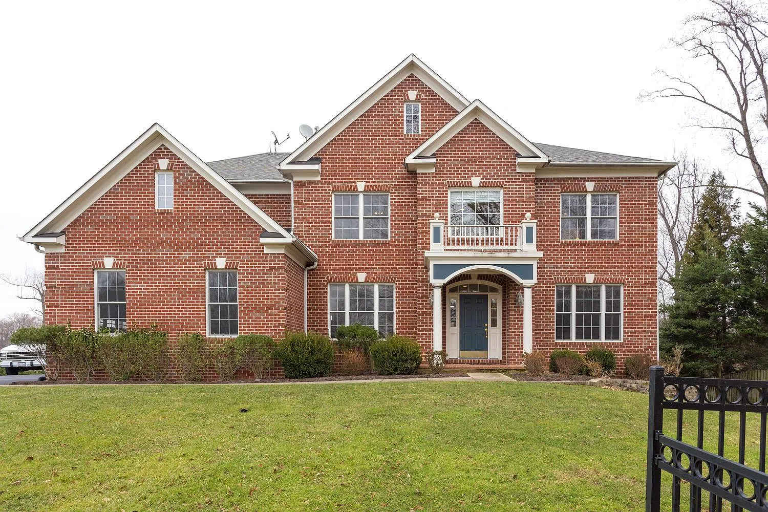 1607 Chathams Ford Pl — Photo 1