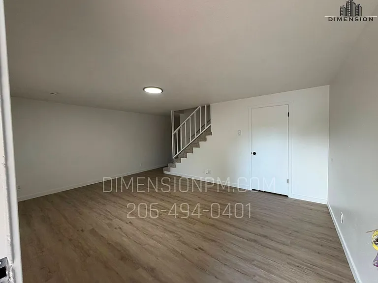 Olympia Townhouses — Photo 7