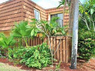 5250 Cedarbend Dr APT 4, Fort Myers, FL 33919