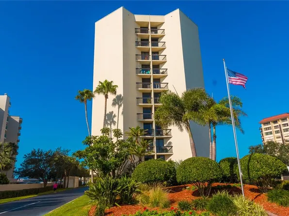 690 Island Way APT 708, Clearwater, FL 33767