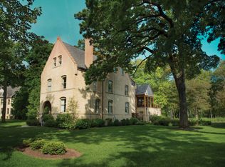 37 Macarthur Loop, Highland Park, IL 60035