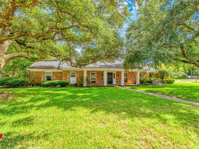 589 Spring Lake Dr, Shreveport, LA, 71106