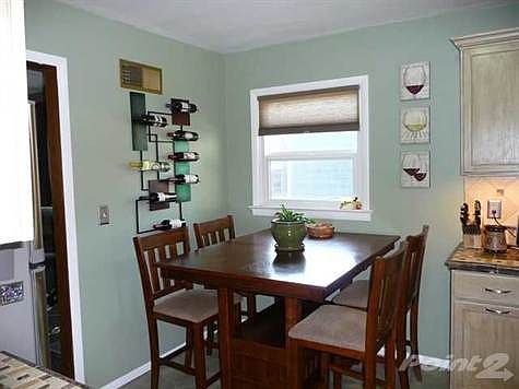 5th image of 18 Marshall Dr