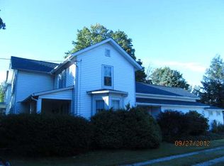 39 Robinson St, North East, PA