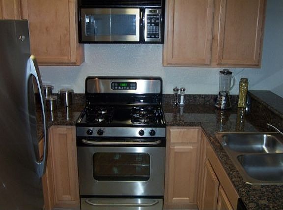 Granite, Maple