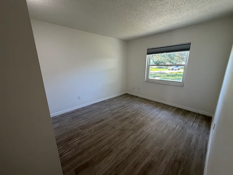 8042 Hook Cir — Photo 16