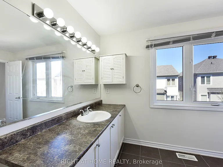 348 Gallantry Way — Photo 18