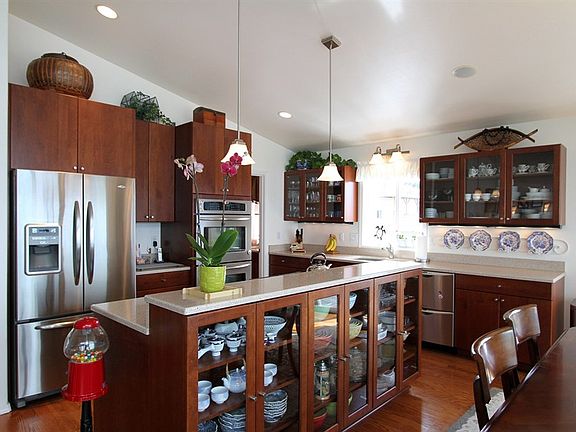 5th image of 230 Burke Dr