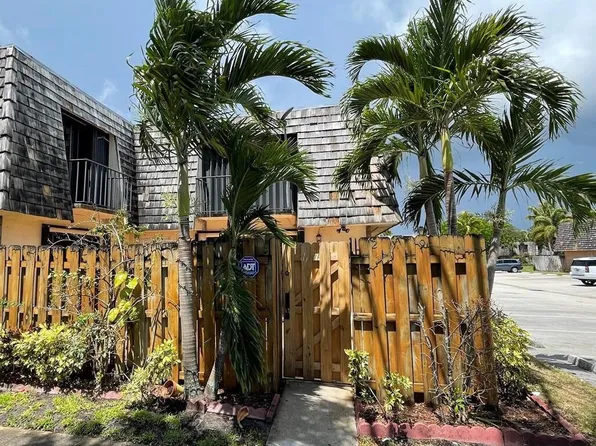 219 Lake Arbor Dr #219, Lake Worth, FL 33461