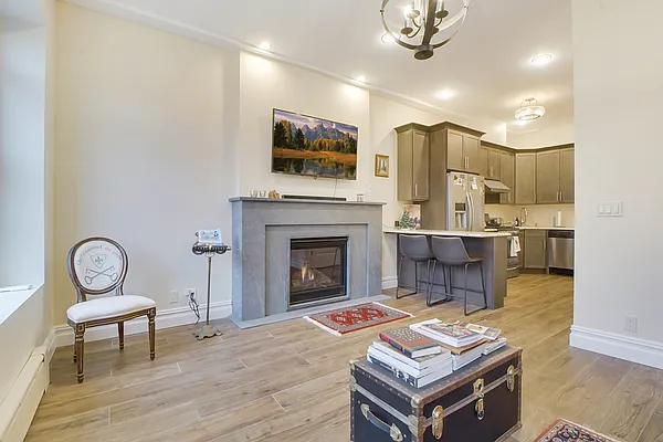 Rented by Twyford Real Estate | media 2