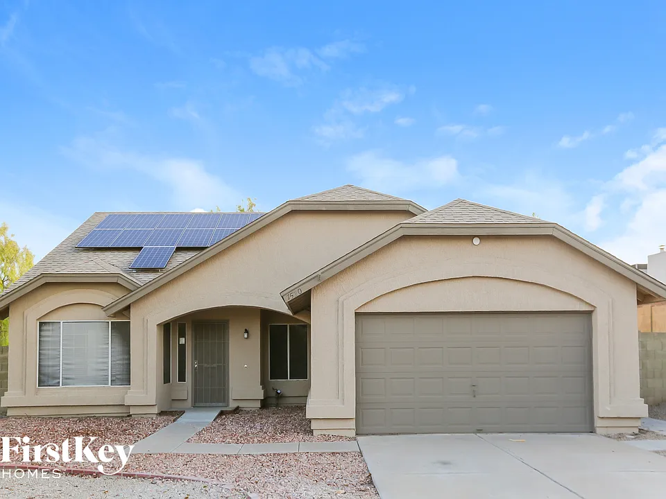7520 W San Juan Ave