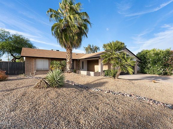 2nd image of 10836 E Sahuaro Dr