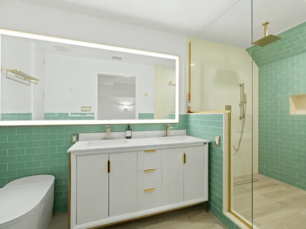 230a 7th Street image 9 of 19