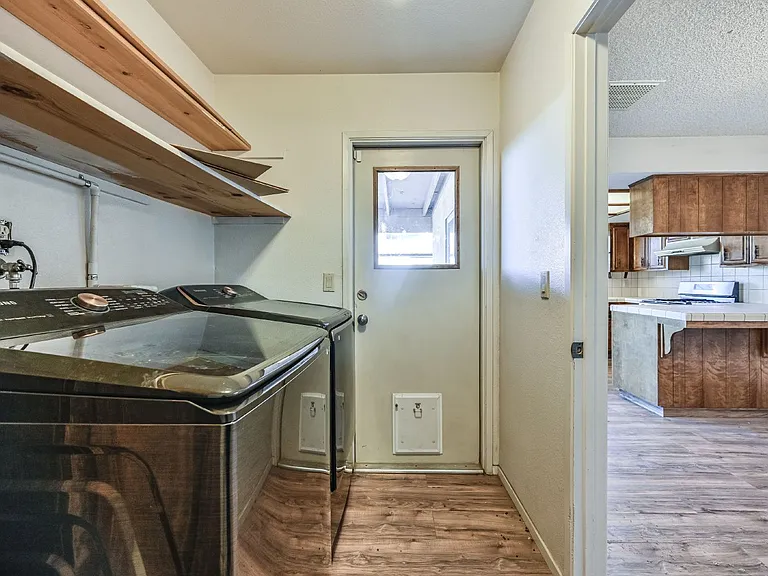 405 Fountain St — Photo 8