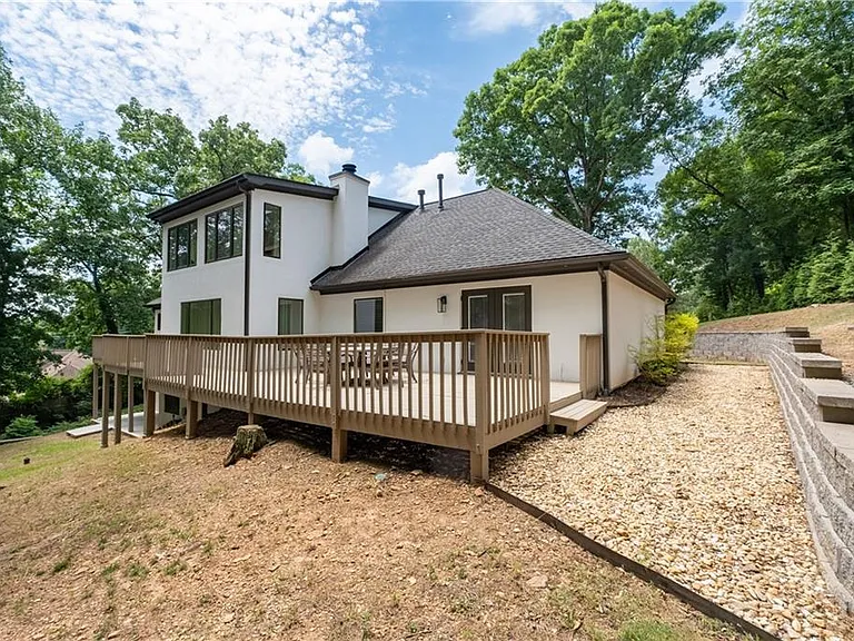 4610 Morton Rd — Photo 50
