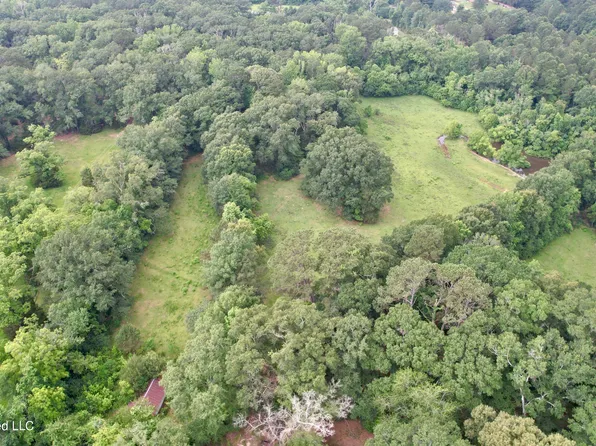 1015 Highway 51 N, Summit, MS 39666