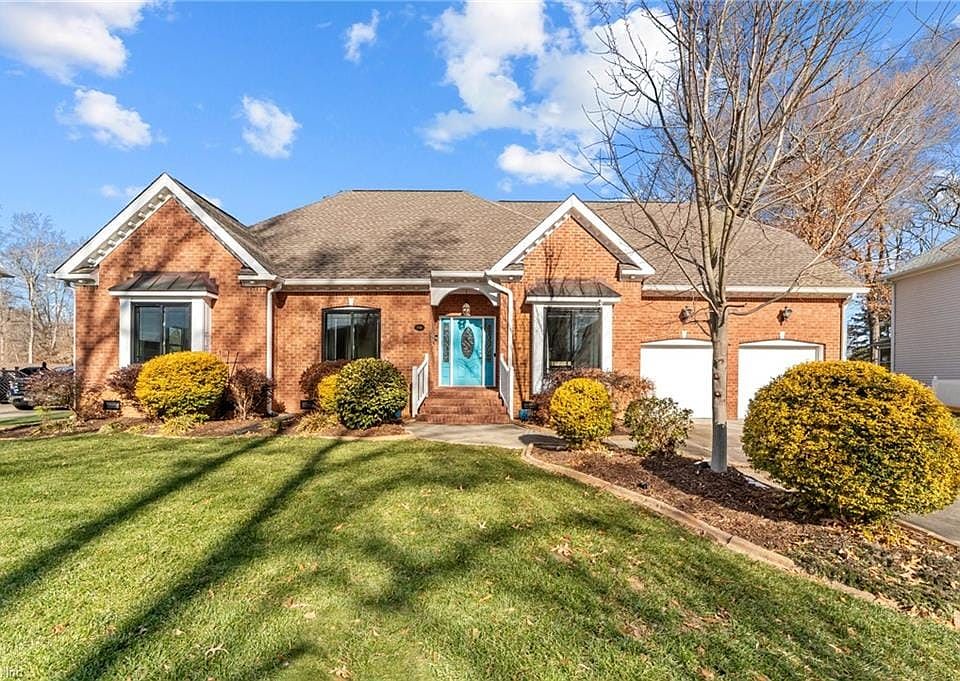 1st image of 716 Edenbridge Dr