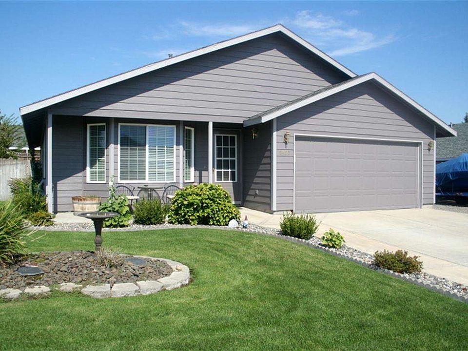1st image of 8407 Desoto Dr