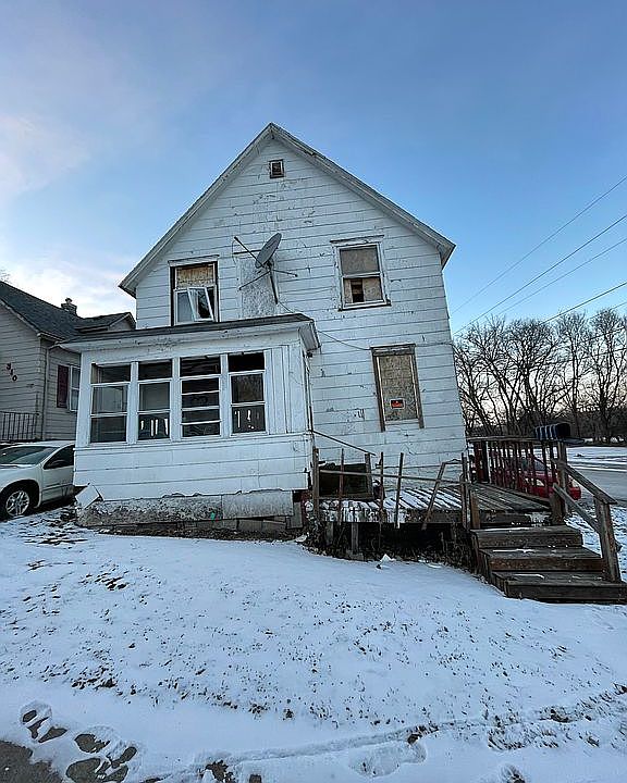 1st image of 302 G St