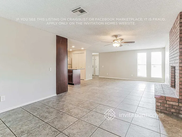 1616 W Los Arboles Pl — Photo 5