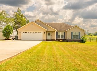 2786 Ricks Ln, Leighton, AL 35646
