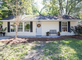 1131 Dickson Ave, Hanahan, SC 29410