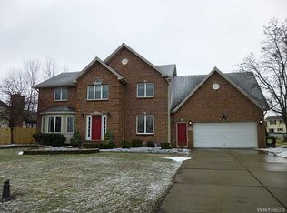 2582 Joann Ct, Niagara Falls, NY 14304