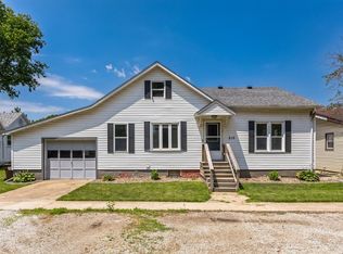 215 N Linden St, Toluca, IL 61369