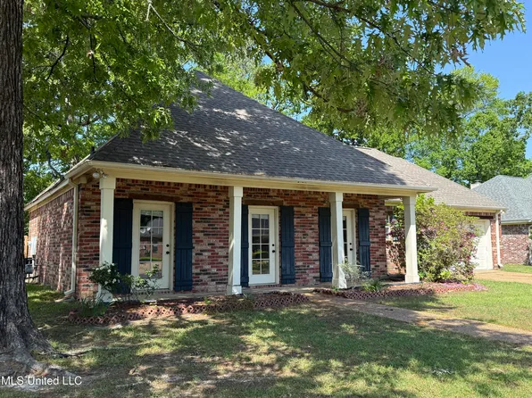 1007 Riverchase North Dr, Brandon, MS 39047