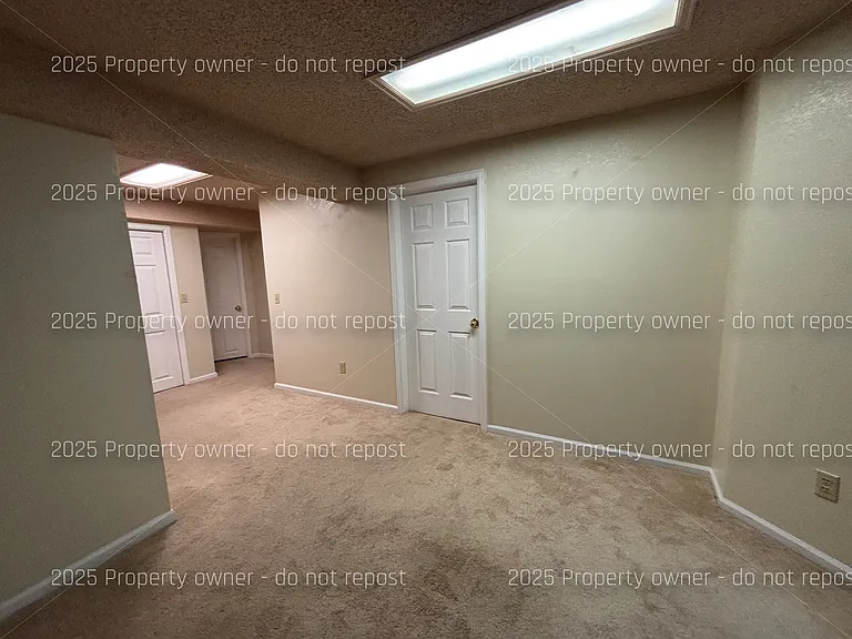 2010 S Xenia Way — Photo 46