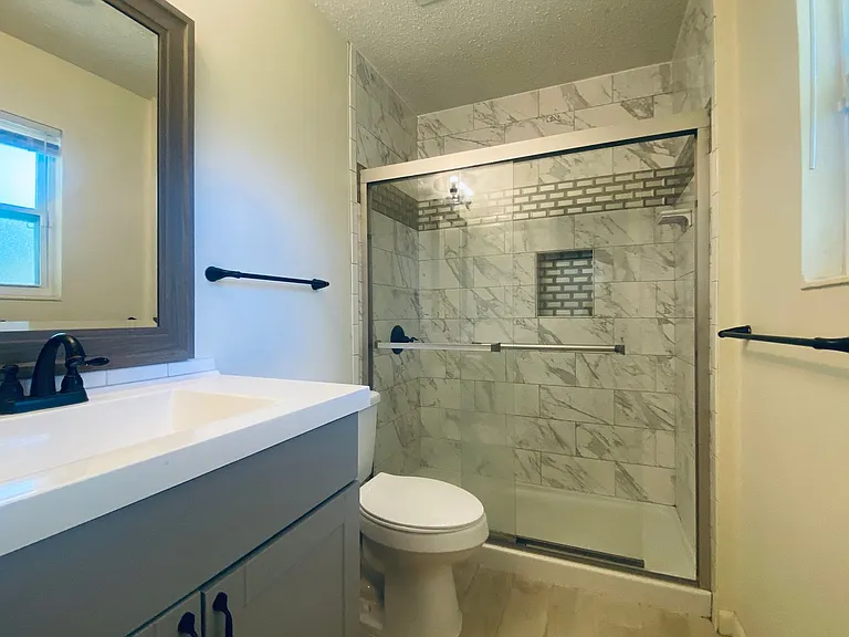 2315 Reva Cir — Photo 25