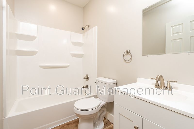 2nd image of 2328 E Douglas Ave #203