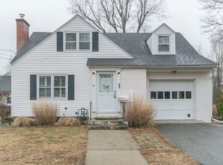30 Lorenz St, Longmeadow, MA 01106