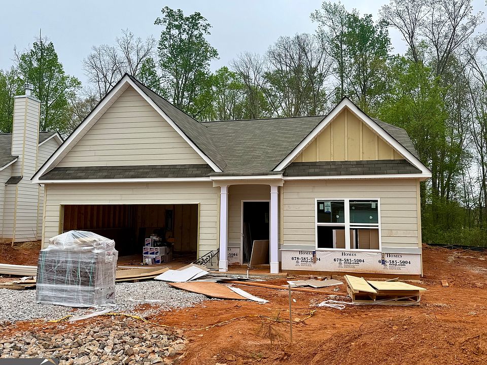 1st image of 495 Charleston Pl