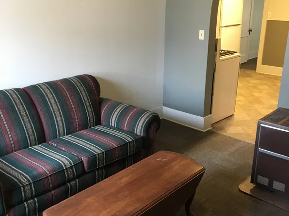 380 W 3rd St #4, Colby, KS 67701