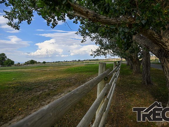 4th image of 1040 Road 1