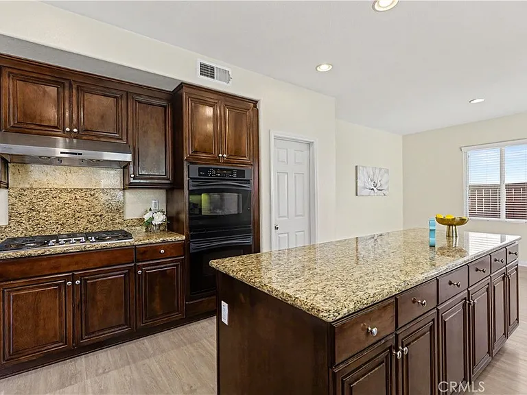 29535 Hyperion St — Photo 19