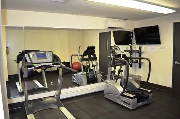 Rented by Doug McElhone LLC | media 16