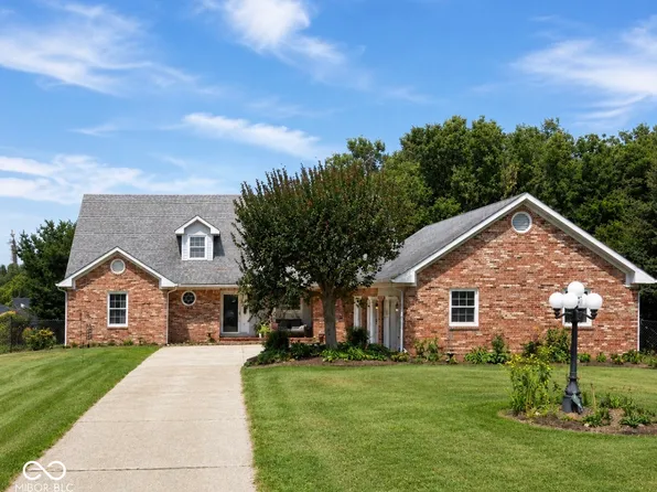 2135 Bobby Ct, Plainfield, IN 46168