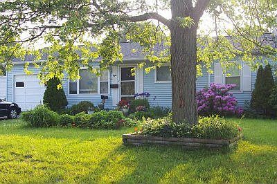 2nd image of 8 Mildred Ln