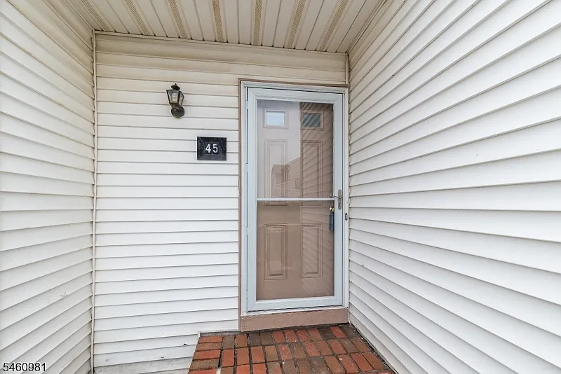 2 bed, 2.5 bath, 1484 sqft, $2,895 — Photo 3