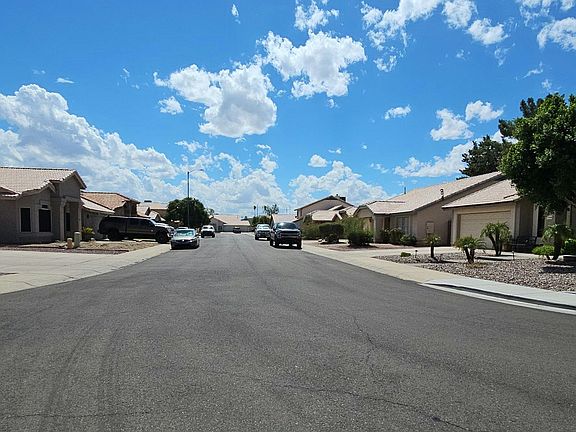 4th image of 23438 N 43rd Dr