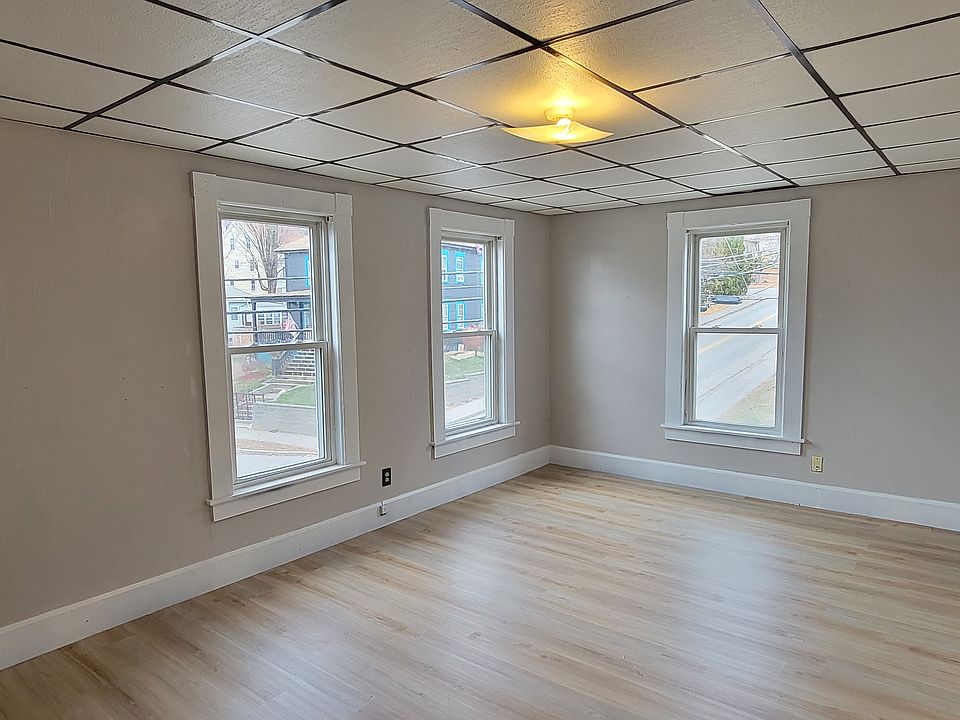 Living Room or Second Bedroom