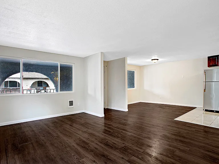2406 N St NE #D — Photo 1