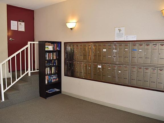 2nd image of 209 Carnarvon St #901