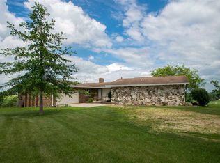 2474 190th St, Delmar, IA 52037