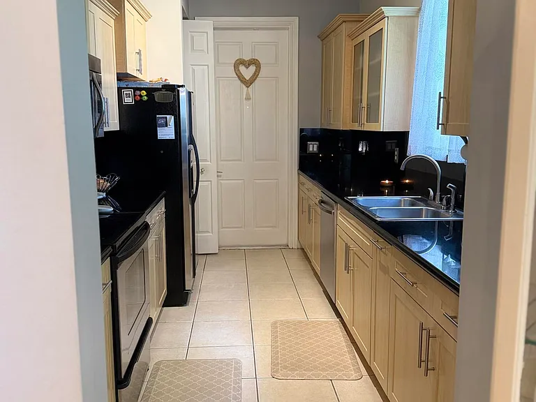 2600 Venetian Dr — Photo 6