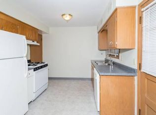 2103 W 90th St APT 1, Minneapolis, MN 55431