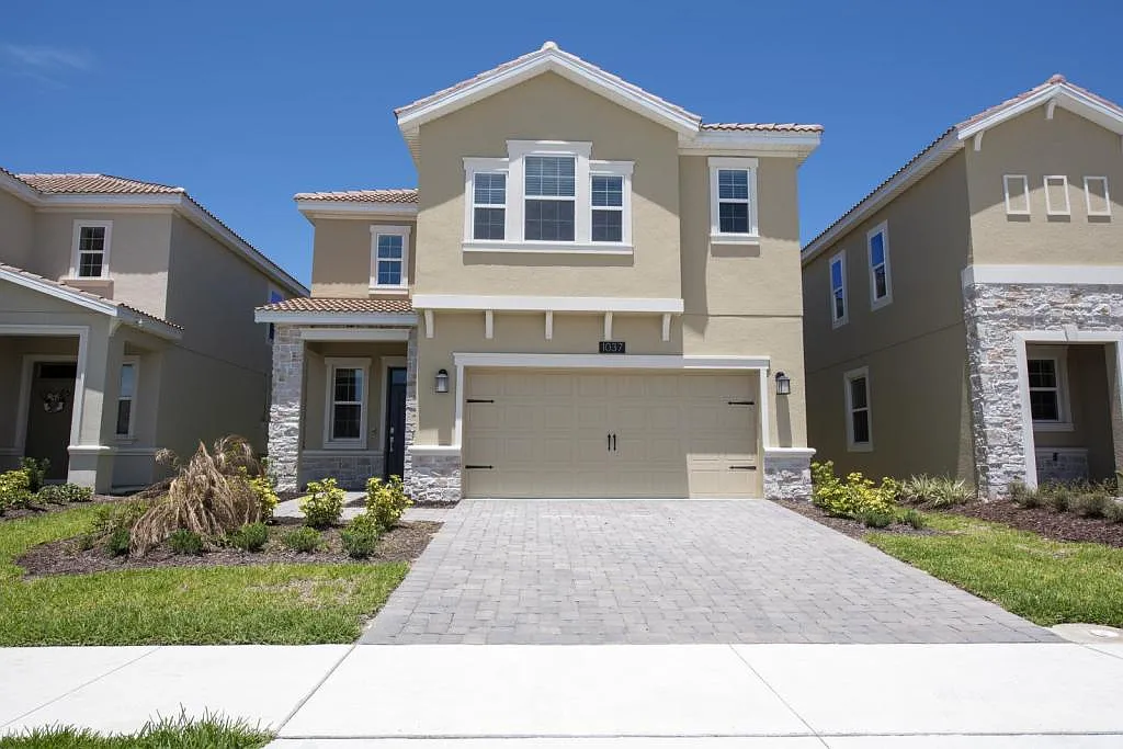 1037 Blackwolf Run Rd — Photo 1